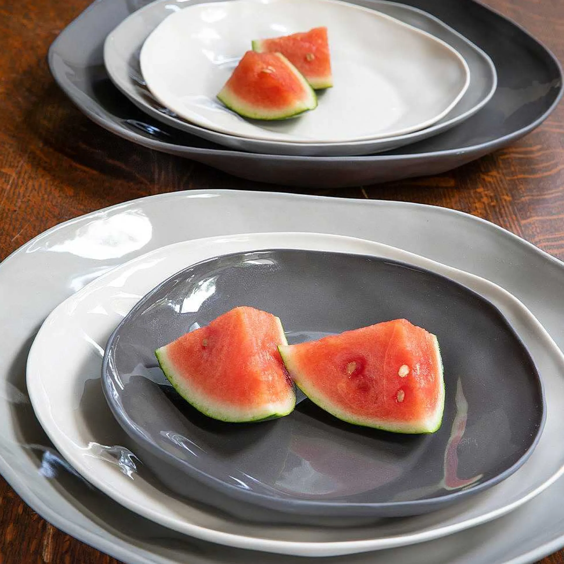 Tam Stoneware Platter, Slate