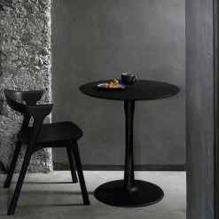 Torsion Black Dining Table, 28