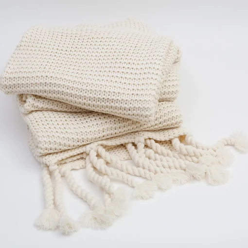 Trestles Oversized Throw, Antique White^Be Home Outlet