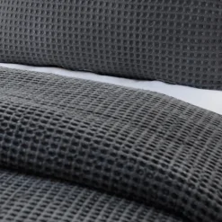 Zuma Queen Blanket, Charcoal^Be Home Best Sale