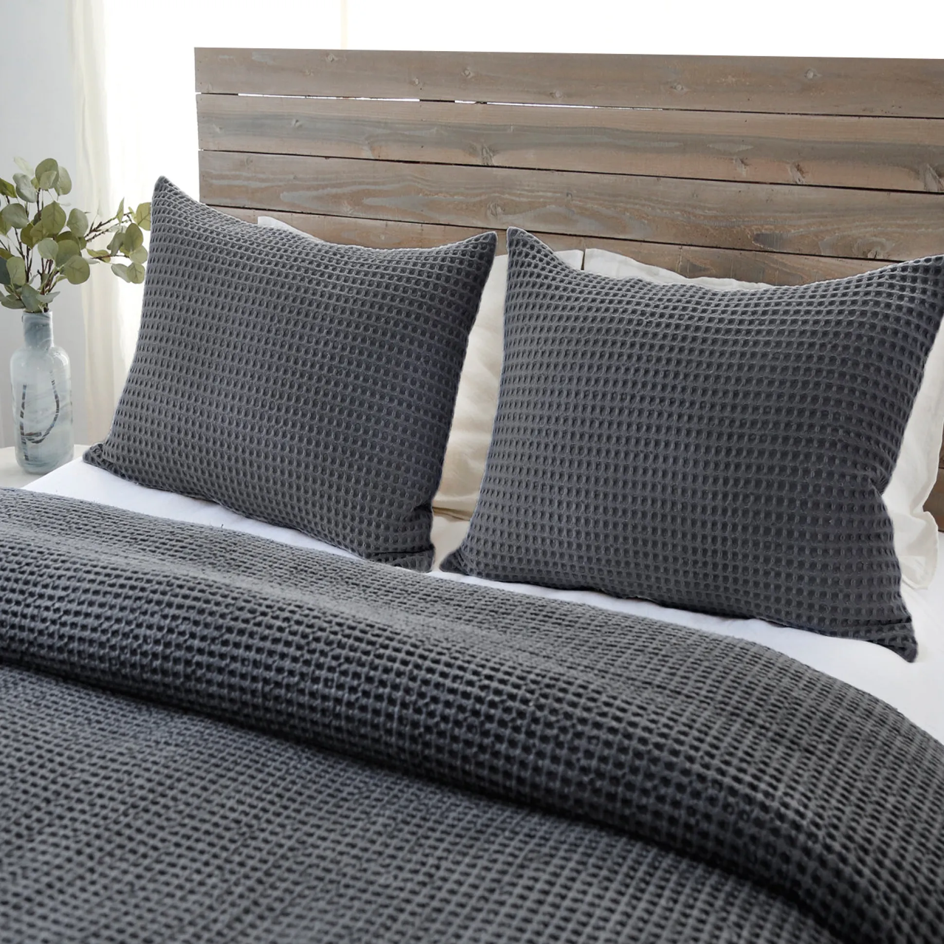Zuma Standard Sham, Charcoal^Be Home Best Sale